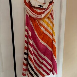 The Limited Cream and Orange Garment